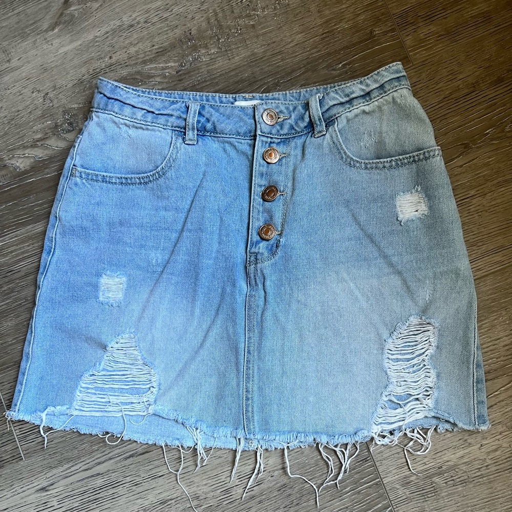Forever 21 Distressed Raw Hem Light Jean Denim Mini Skirt Button Fly Size 25